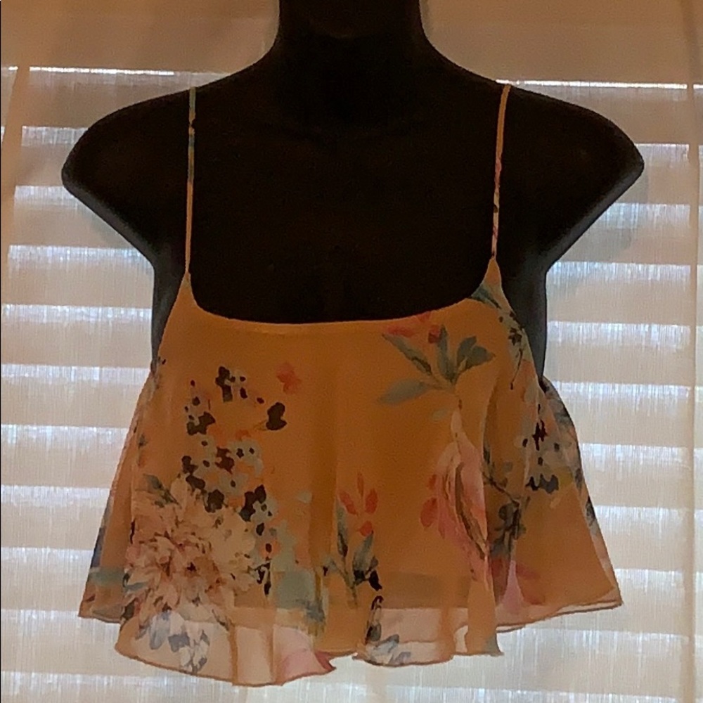 Seductions cropped tank top